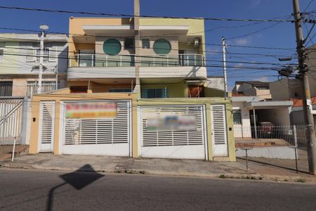 Casa à venda com 217m², 3 quartos e 5 vagasFachada