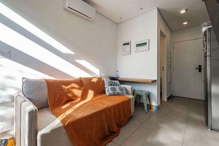 Sala/Cozinha de apartamento à venda com 1 quarto, 50m² em Sumarezinho, São Paulo