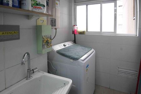 Apartamento à venda com 58m², 2 quartos e 1 vagaÁrea de Serviço