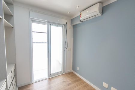 Apartamento à venda com 247m², 4 quartos e 4 vagasQuarto 1