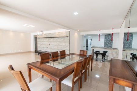 Apartamento à venda com 247m², 4 quartos e 4 vagasSala