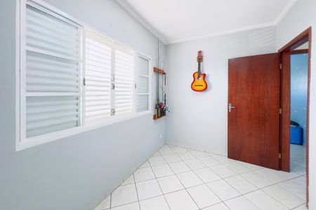 Casa para alugar com 263m², 4 quartos e 4 vagas Casa para alugar com 263m², 4 quartos e 4 vagasQuarto 2