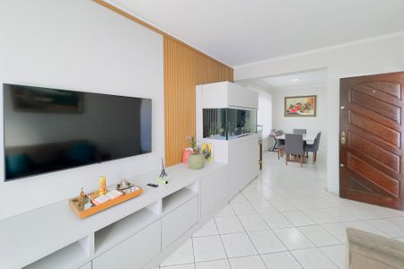 Casa para alugar com 263m², 4 quartos e 4 vagas Casa para alugar com 263m², 4 quartos e 4 vagasSala