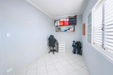 Casa para alugar com 263m², 4 quartos e 4 vagas Casa para alugar com 263m², 4 quartos e 4 vagasQuarto 2