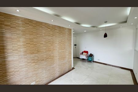 Apartamento para alugar com 65m², 3 quartos e 1 vaga Apartamento para alugar com 65m², 3 quartos e 1 vagaSala