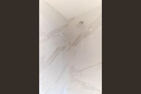 Casa de condomínio à venda com 107m², 2 quartos e 1 vaga Casa de condomínio à venda com 107m², 2 quartos e 1 vagaBanheiro da Suíte 2