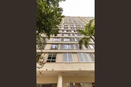 Casa de condomínio à venda com 107m², 2 quartos e 1 vagaFachada