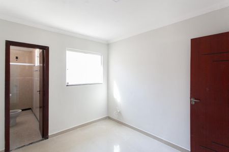 Casa à venda com 90m², 2 quartos e 1 vaga Casa à venda com 90m², 2 quartos e 1 vagaSuíte