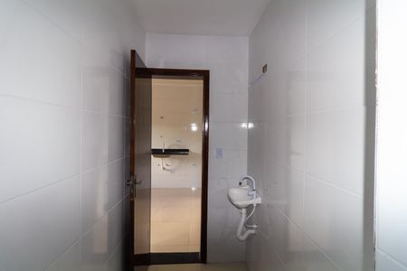 Apartamento para alugar com 35m², 2 quartos e sem vagaBanheiro