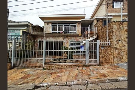 Casa à venda com 253m², 4 quartos e 5 vagasFachada