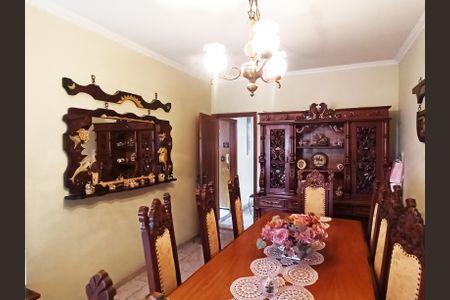 Casa à venda com 253m², 4 quartos e 5 vagasSala de Jantar