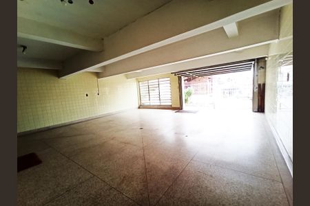 Casa à venda com 253m², 4 quartos e 5 vagasGaragem