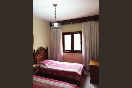 Casa à venda com 253m², 4 quartos e 5 vagasQuarto 1