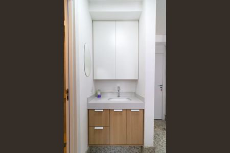 Apartamento para alugar com 35m², 2 quartos e sem vagaBanheiro
