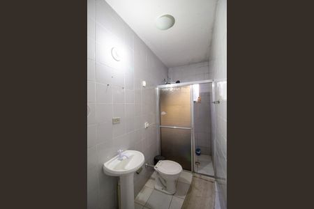 Casa para alugar com 400m², 4 quartos e 4 vagasEdícula - Banheiro da Suíte