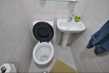 Casa à venda com 120m², 2 quartos e 1 vagaBanheiro de Serviço