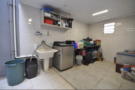 Casa à venda com 120m², 2 quartos e 1 vagaÁrea de Serviço