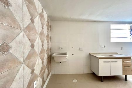 Casa para alugar com 40m², 1 quarto e sem vagaÁrea de Serviço