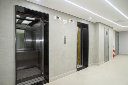 Studio para alugar com 24m², 1 quarto e sem vaga Studio para alugar com 24m², 1 quarto e sem vagaÁrea comum - Elevadores