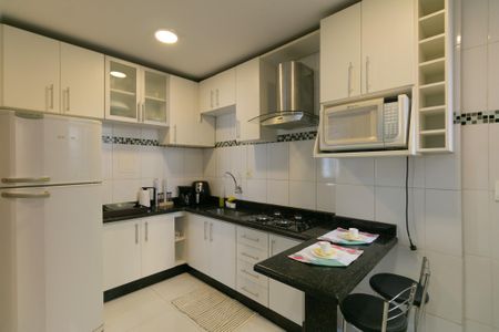 Apartamento para alugar com 62m², 3 quartos e 2 vagasCozinha