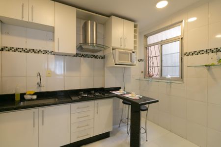Apartamento para alugar com 62m², 3 quartos e 2 vagasCozinha