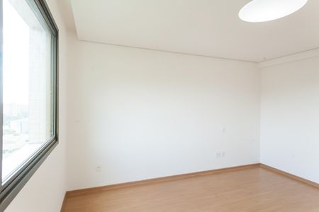 Apartamento à venda com 180m², 4 quartos e 4 vagassuite master