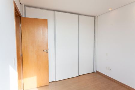 Apartamento à venda com 180m², 4 quartos e 4 vagasquarto 1