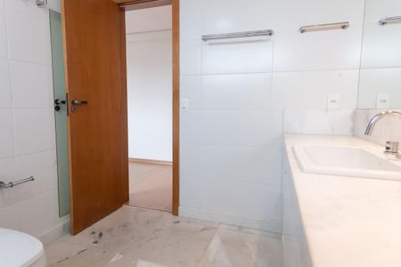 Apartamento à venda com 180m², 4 quartos e 4 vagasbanheiro suite master