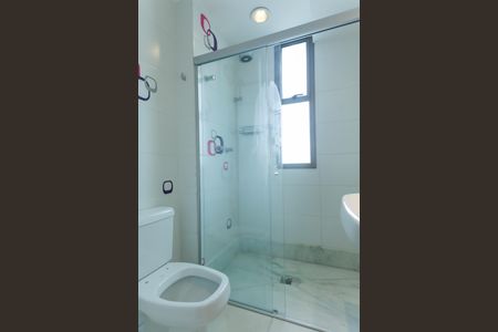 Apartamento à venda com 180m², 4 quartos e 4 vagasBanheiro Social