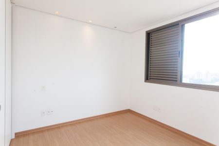 Apartamento à venda com 180m², 4 quartos e 4 vagasquarto 1