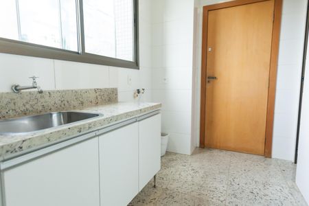 Apartamento à venda com 180m², 4 quartos e 4 vagasÁrea de Serviço