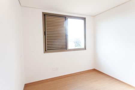 Apartamento à venda com 180m², 4 quartos e 4 vagasquarto 1