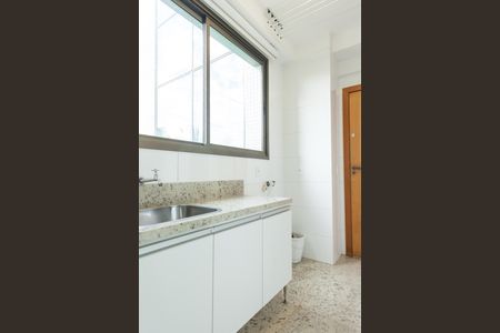 Apartamento à venda com 180m², 4 quartos e 4 vagasÁrea de Serviço