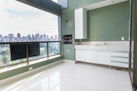 Apartamento à venda com 180m², 4 quartos e 4 vagasVaranda gourmet da Sala