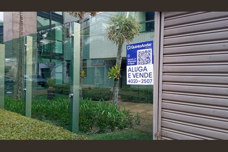 Apartamento à venda com 180m², 4 quartos e 4 vagasPlaquinha