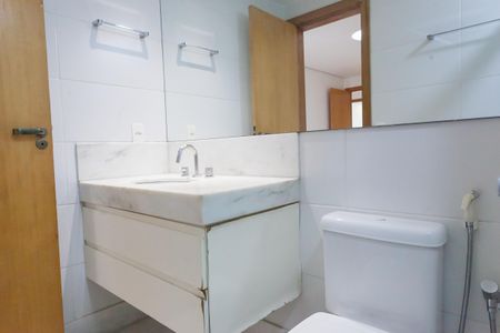 Apartamento à venda com 180m², 4 quartos e 4 vagasBanheiro da Suíte 1