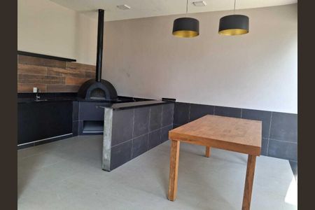 Apartamento à venda com 35m², 2 quartos e sem vaga Apartamento à venda com 35m², 2 quartos e sem vagaÁrea Comum - Churrasqueira