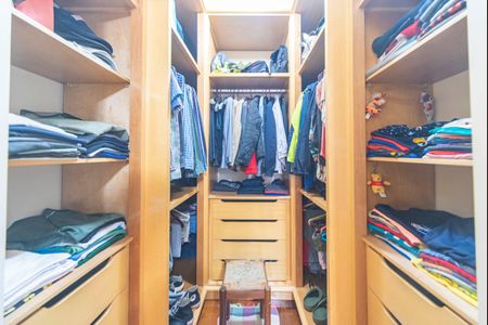 Apartamento à venda com 115m², 3 quartos e 2 vagasCloset do Quarto 3