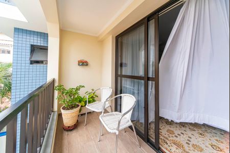 Apartamento à venda com 115m², 3 quartos e 2 vagasVaranda da Sala