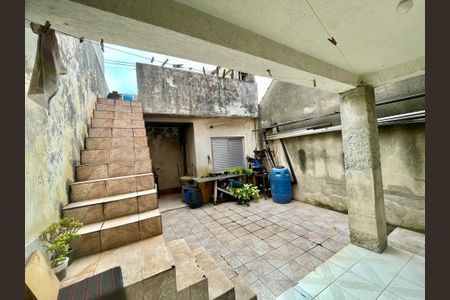 Casa à venda com 125m², 2 quartos e 2 vagas Casa à venda com 125m², 2 quartos e 2 vagasLavanderia