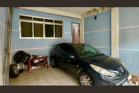 Casa à venda com 125m², 2 quartos e 2 vagas Casa à venda com 125m², 2 quartos e 2 vagasGaragem