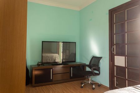 Casa para alugar com 150m², 2 quartos e 2 vagasQuarto 1