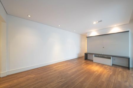 Apartamento à venda com 80m², 2 quartos e 2 vagasSala