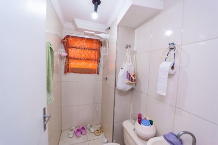 Apartamento à venda com 44m², 2 quartos e 1 vaga Apartamento à venda com 44m², 2 quartos e 1 vagaBanheiro