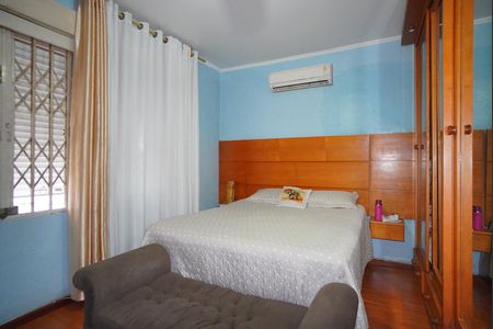 Casa à venda com 390m², 5 quartos e 4 vagasSuíte 3