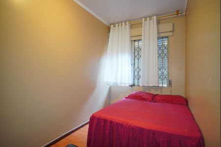 Suíte 1 de casa à venda com 5 quartos, 390m² em Jardim Lindóia, Porto Alegre