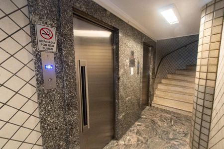 Apartamento à venda com 48m², 1 quarto e sem vaga Apartamento à venda com 48m², 1 quarto e sem vagaHall de entrada