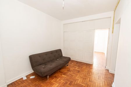 Apartamento à venda com 48m², 1 quarto e sem vaga Apartamento à venda com 48m², 1 quarto e sem vagaSala