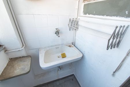 Apartamento à venda com 48m², 1 quarto e sem vaga Apartamento à venda com 48m², 1 quarto e sem vagaÁrea de serviço