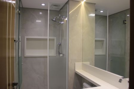 Apartamento à venda com 94m², 2 quartos e 2 vagasBanheiro da Suíte 2